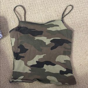 Garage camo tank